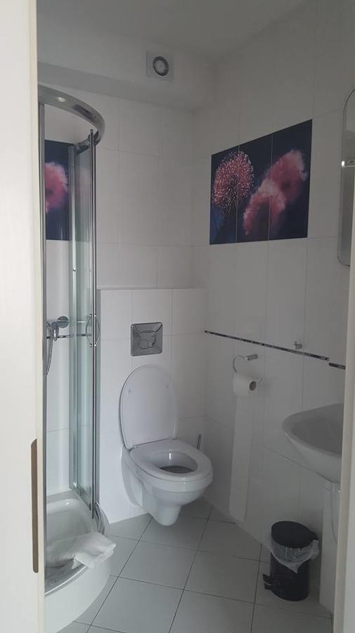 Koga Pokoje Goscinne Leba Exterior foto